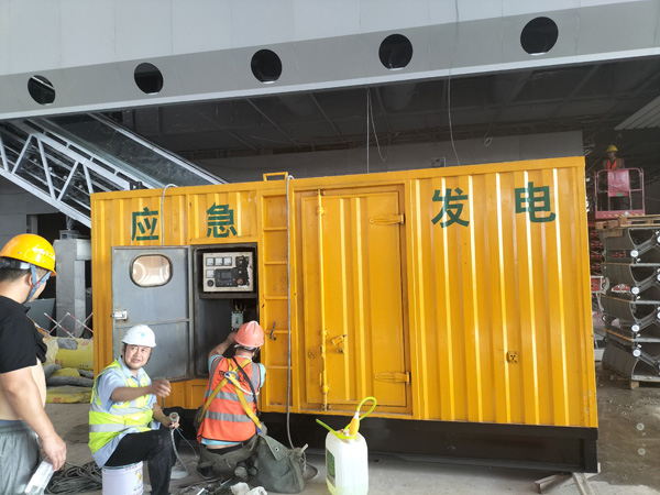 潞城怎样判断空气滤清器是否需要更换？