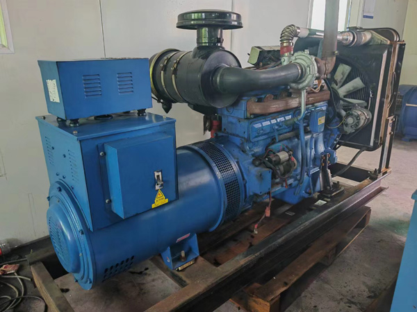 潞城100kW柴油发电机组使用多级机油有哪些优缺点？
